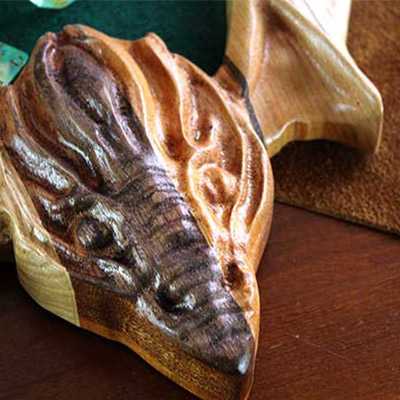 Mixed Hardwood Winged Dragon Rolling Tray - Image 2