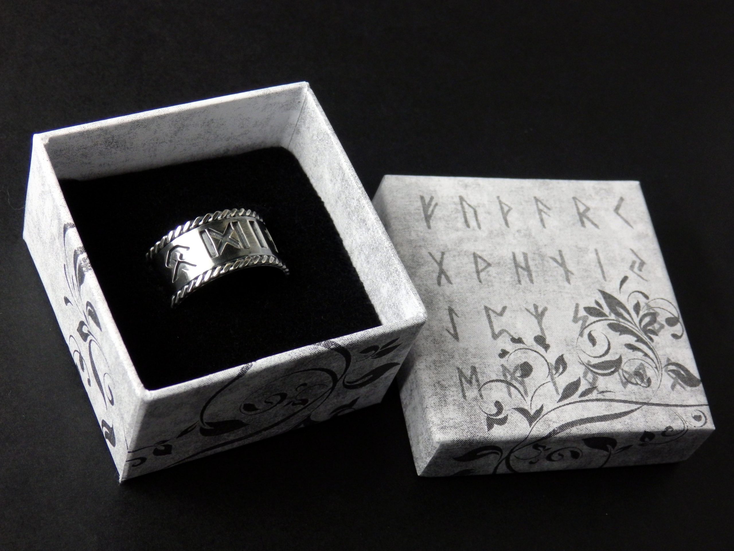 Silver Viking Rune Ring - Image 5