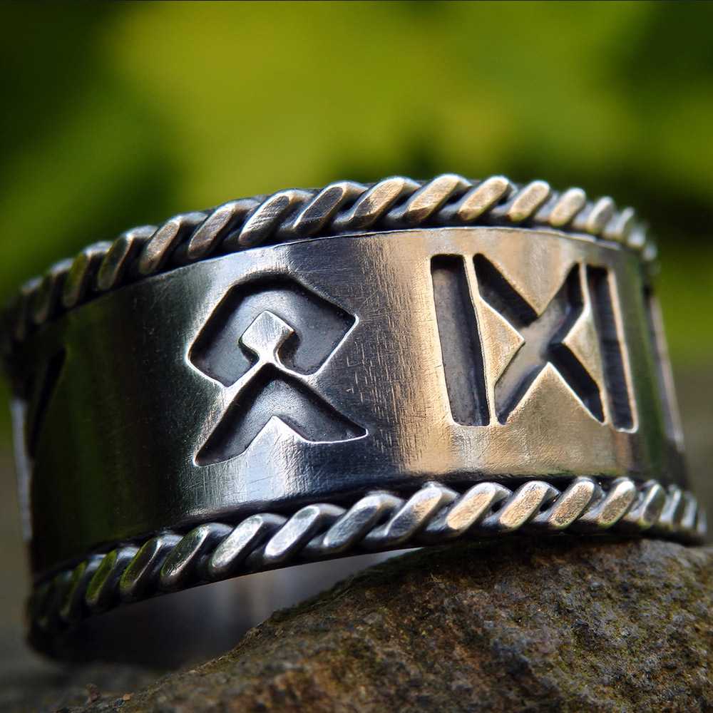 Silver Viking Rune Ring - Image 9